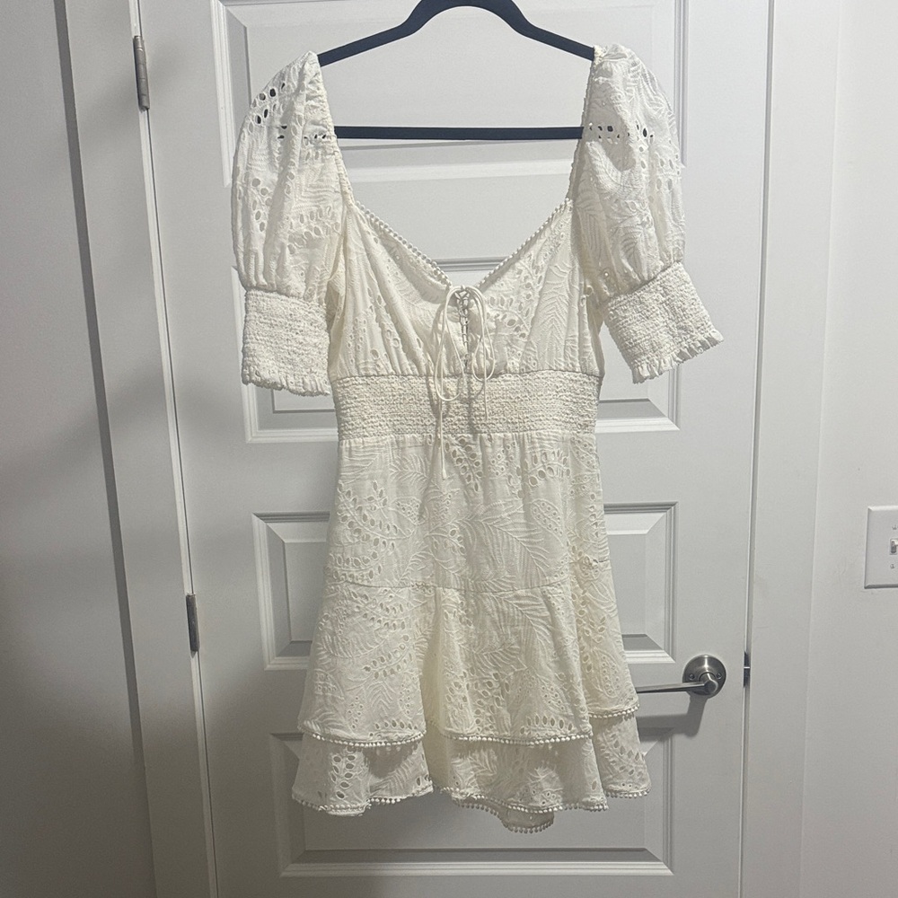 Alice + Olivia off white Lace Mini Dress